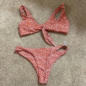 Medium bikini, Shein.